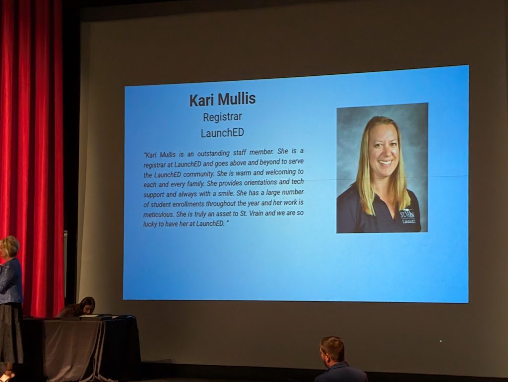Diapositiva de presentación dedicada a Kari Mullis, registradora en LaunchED, con una foto y una descripción de sus contribuciones.